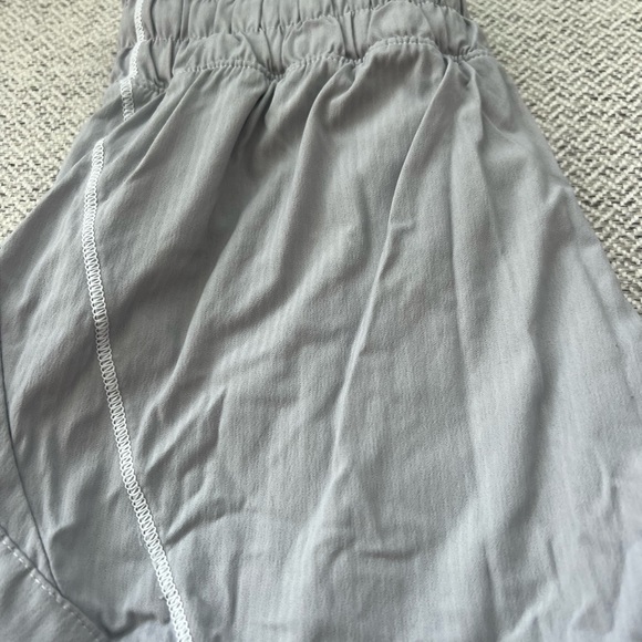 lululemon athletica Light Gray Women's Athletic Shorts - Picture 8 of 8